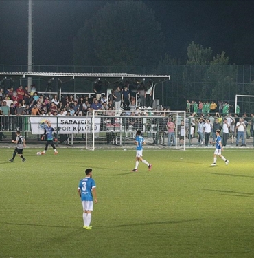 quotSampiyon-Koyler-Ligiquot-futbol-turnuvasi-Bolululari-tribunde-bulusturuyor.jpg
