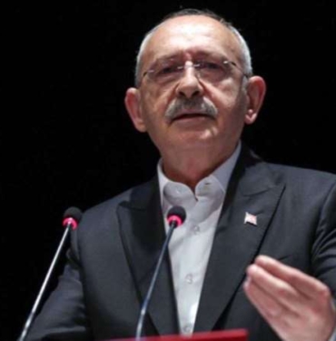 039Sanik039-olarak-mahkemeye-cagrilan-CHP-lideri-Kemal-Kilicdaroglu-rest-cekti.jpg