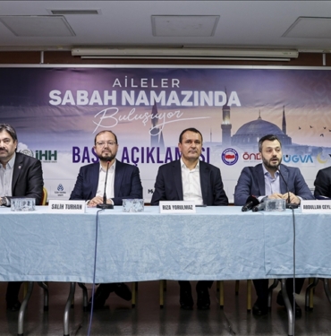 81-ilde-gencler-ve-aileler-pazar-gunu-sabah-namazinda-bulusacak.jpg