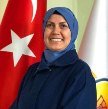 AKP039de-bir-istifa-daha-Nigde-Kadin-Kollari-Baskani-Temur-gorevi.jpg