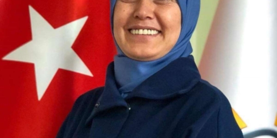 AKP'de bir istifa daha: Niğde Kadın Kolları Başkanı Temur görevi bıraktı