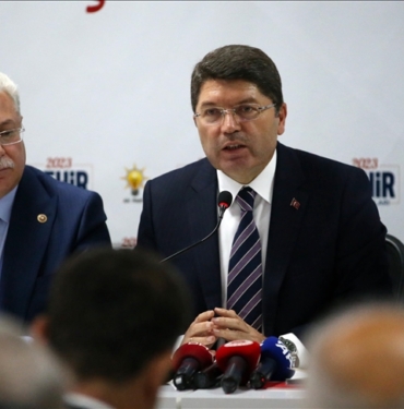 Adalet-Bakani-Yilmaz-Tunc-Asil-hedefimiz-yeni-Anayasa-demokratik-sivil.jpg