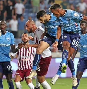 Atakas-Hatayspor-ile-Yukatel-Adana-Demirspor-3-3-berabere-kaldi.jpg