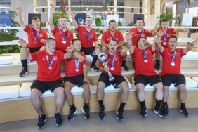 Avrupa-sampiyonu-Down-Sendromlu-Futsal-Milli-Takimi-Anadolu-Ajansini-ziyaret.jpg