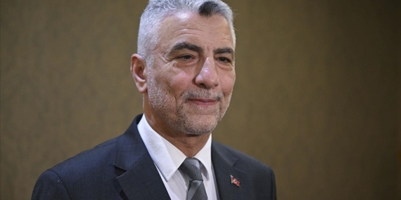 Bakan Bolat: OVP hedeflerimiz doğrultusunda hizmet ihracatımızı 2028'e kadar 200 milyar dolara çıkarmayı amaçlıyoruz