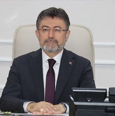Bakan-Yumakli-Damizlik-duve-yetistiriciligine-80-milyon-lira-hibe-destegi.jpg