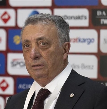 Besiktas-Baskani-Ahmet-Nur-Cebi039den-quotistifaquot-tezahuratlarina-yanit.jpg