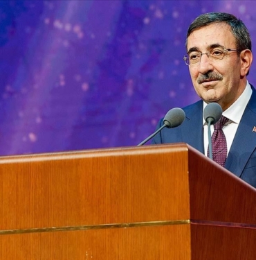 Cumhurbaskani-Yardimcisi-Yilmaz-Degerlerimizin-orselenmesine-kesinlikle-musaade-etmeyecegiz.jpg