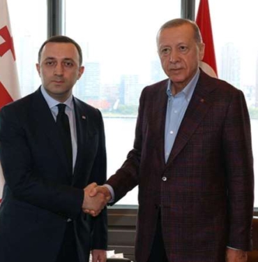 Erdogan-Gurcistan-Basbakani-Garibasvili-ile-gorustu.jpg