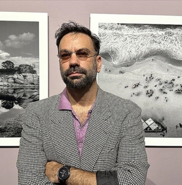 Fotograf-sanatcisi-Cosar-Kulaksiz039in-quotARADAquot-sergisi-Tophane-i-Amire039de-acildi.jpg
