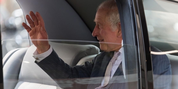 İngiltere Kralı 3. Charles'ın Fransa'daki ilk resmi ziyareti başladı