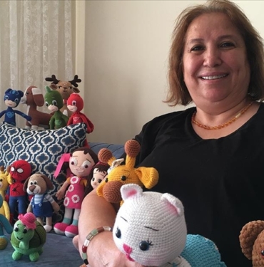 Internetten-ogrendigi-amigurumi-teknigiyle-8-yildir-oyuncak-oruyor.jpg