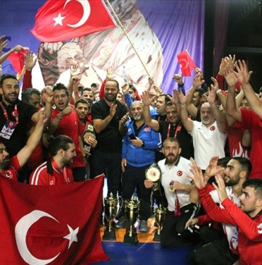 Isitme-engelli-milli-guresciler-dunya-sampiyonu.jpg