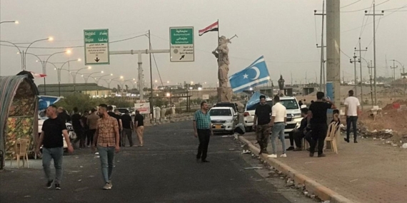 Kerkük'te yaşanan protestolardan dolayı sokağa çıkma yasağı ilan edildi