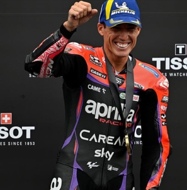MotoGP-Katalonya-Grand-Prix039sini-Aleix-Espargaro-kazandi.jpg