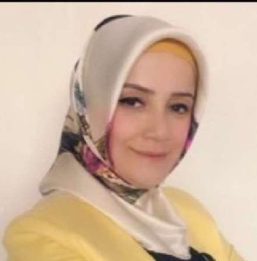 Perinaz-Mahpeyker-Yaman-kimdir-Perinaz-Mahpeyker-Yaman-Kilicdaroglu039nun-danismani-mi.jpg