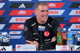 Stefan-Kuntz-Japonya-macinda-simdiye-kadar-sure-veremedigimiz-oyunculara-sure.jpg