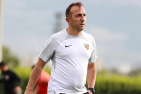 Teknik-direktor-Recep-Ucar-Kayserispor-ile-sozlesme-imzaladi.jpg