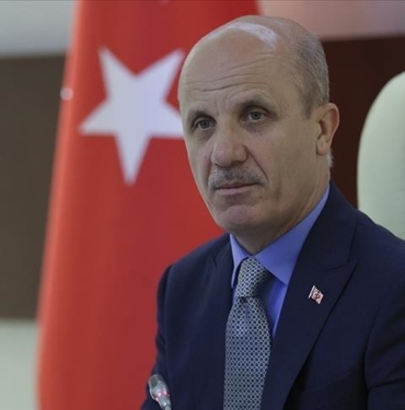 YOK-Baskani-Ozvar-rektorlere-ogrencilerin-barinma-ihtiyacina-iliskin-mesaj-gonderdi.jpg