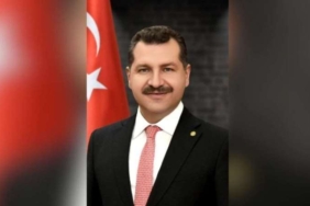 Yucel-Yilmaz-kimdir-kac-yasinda-nereli-Balikesir-Belediye-Baskani-Yucel.jpg