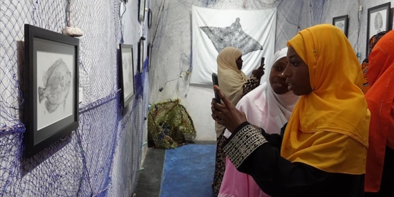 Zanzibar'da sanatla insani yardım bir araya geldi