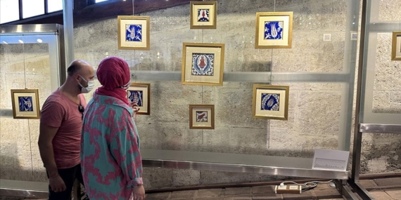 "Lalezar" adlı çini sergisi İTO Yeni Camii Hünkar Kasrı'nda açıldı