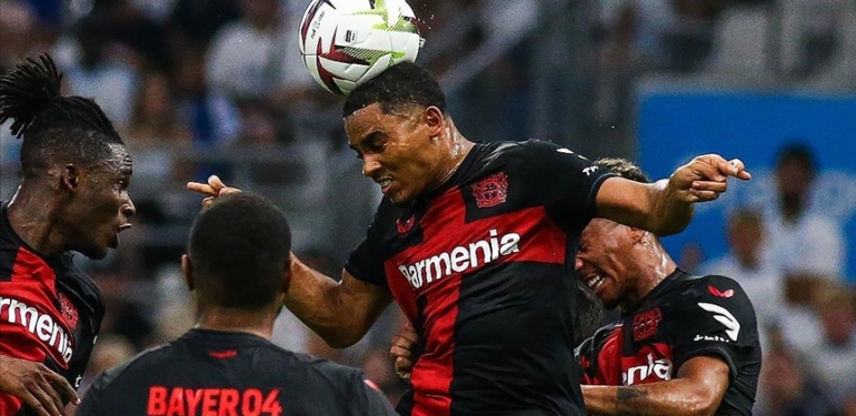 Bundesliga039da-lider-degisti.jpg