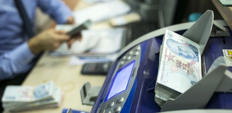 Ekim-ayina-iliskin-325-milyar-lira-tutarindaki-yasli-ve-engelli.jpg