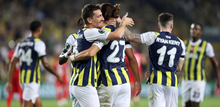 Fenerbahce-UEFA-Konferans-Ligi039nde-yarin-Spartak-Trnava-deplasmanina-cikacak.jpg