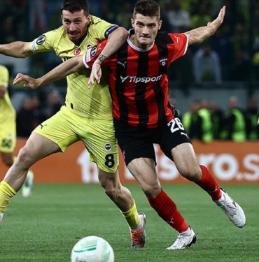 Fenerbahce-galibiyet-serisini-surdurdu.jpg