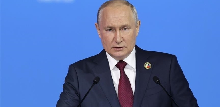 Putin-Rus-devletinin-varligina-tehdit-olursa-nukleer-silah-kullanacaklarini-soyledi.jpg