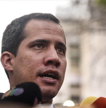 Venezuela039da-bassavcilikca-muhalif-lider-Guaido-hakkinda-quotyakalama-karariquot-cikartildi.jpg
