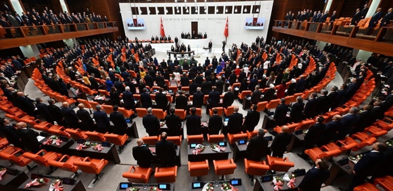 Yeni-yasama-yili-basladi.jpg